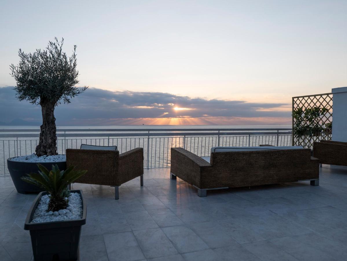 Апартаменты Thomas Sea View Торре-дель-Греко Экстерьер фото