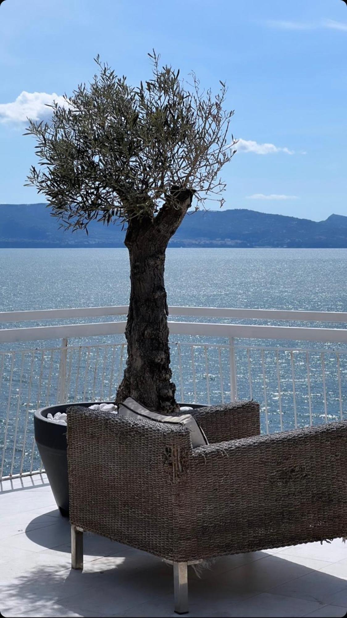 Апартаменты Thomas Sea View Торре-дель-Греко Экстерьер фото